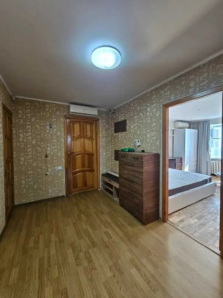 Продаж 3к квартири Тітова вул. Янгеля Академіка 8 Чечеліськи