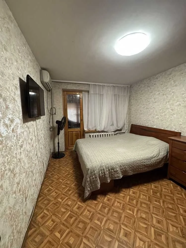 Продам 3 к квартиру на пр.Героев, Победа