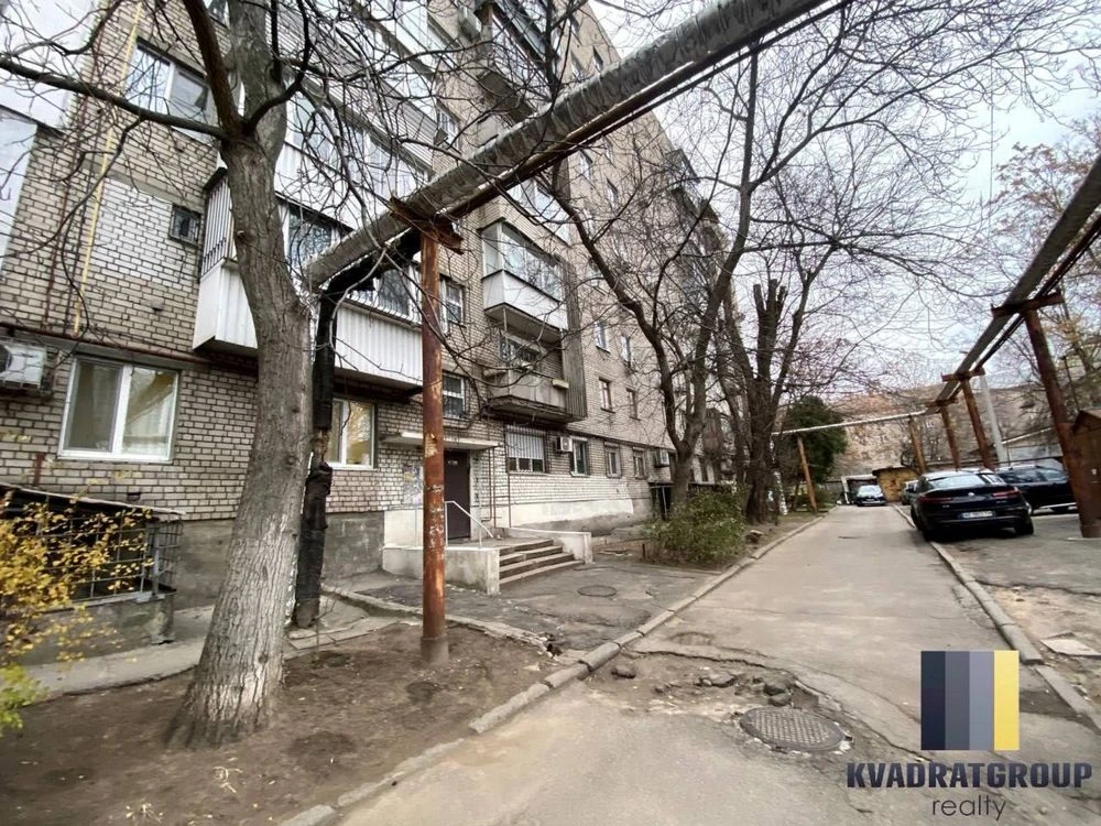 Продам 2-кімнатну квартиру на пр. Гагаріна