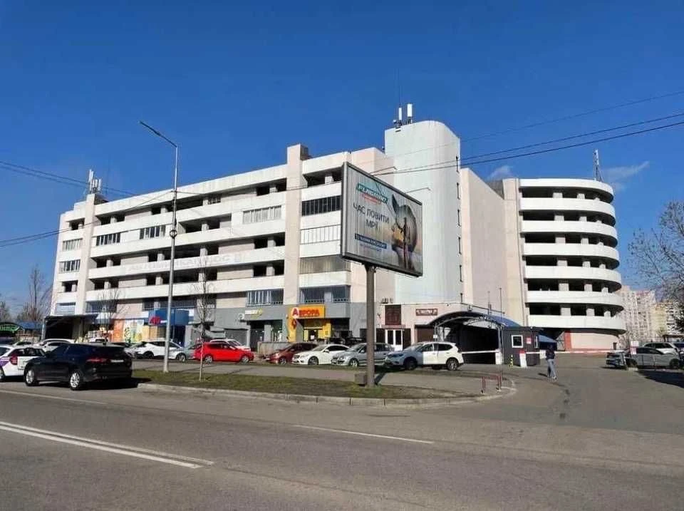Паркомісця з орендарем, дохід 10% річ., Драгоманова 1Н, Позн