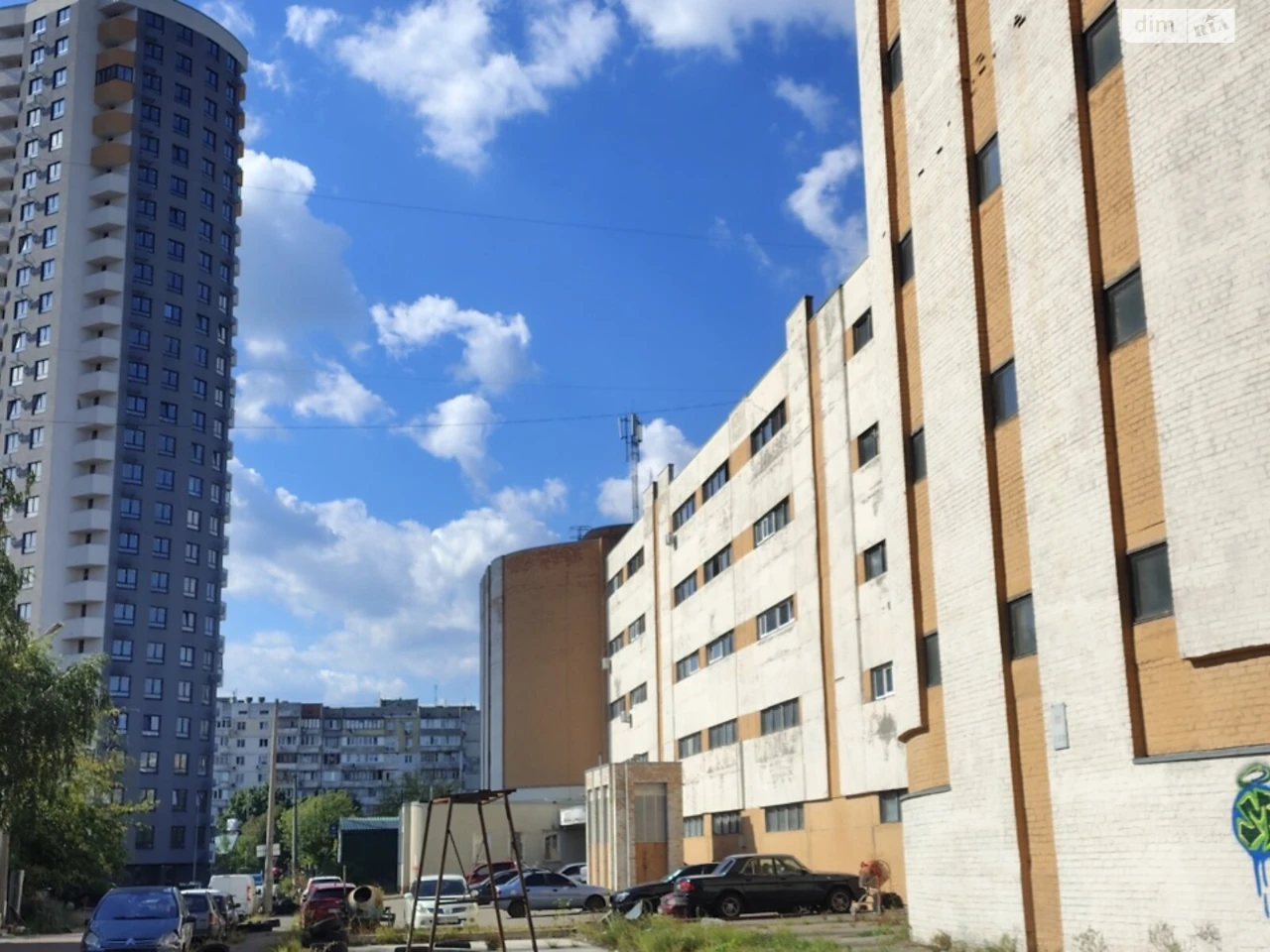 Продаж Місце в гаражному кооперативі Райдужний Масив