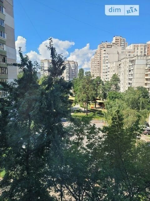 Sale of 3-room apartment 71.4 sq. m. on Borispolska Street 34 • ID