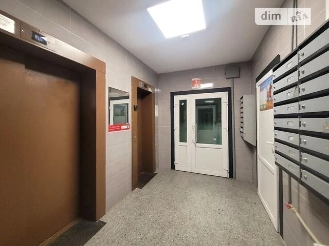Sale of 3-room apartment 71.4 sq. m. on Borispolska Street 34 • ID