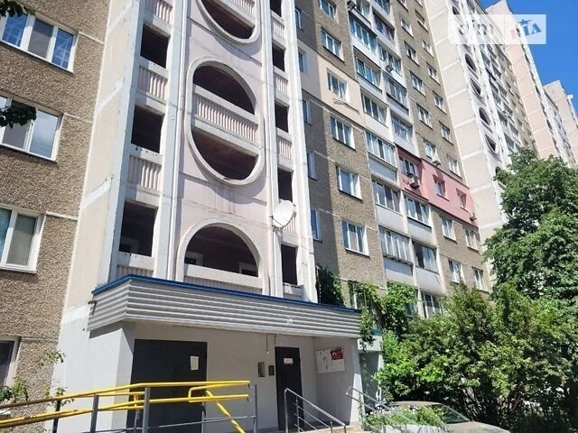 Sale of 3-room apartment 71.4 sq. m. on Borispolska Street 34 • ID