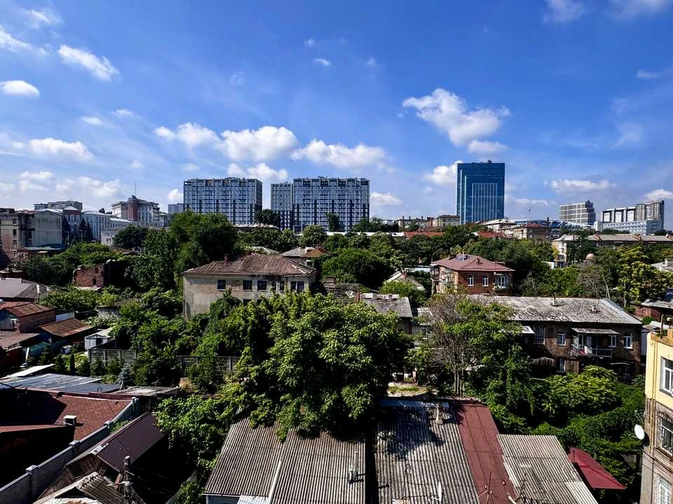 Квартира. Днепр, Воскресенская ул. (Ленина)
