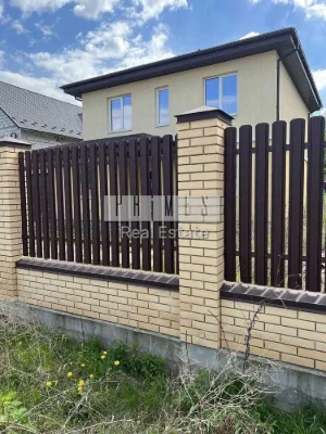 Продаж 4к будинку без оздоблювальних робіт, є гараж, Жуляни