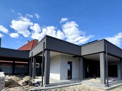 Будинок. Київ, 64-та Садова вул.