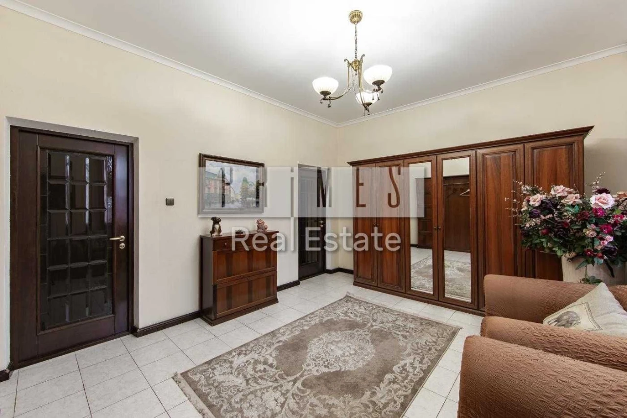Продаж будинку з ремонтом, ділянка 35 соток, Віта-Литовська,