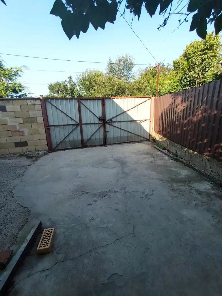 Продам затишний цегляний будинок на Перемозі вул. Радісна
