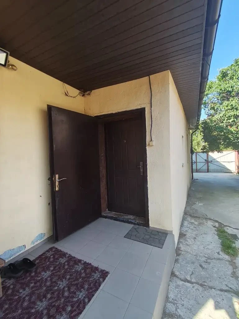 Продам затишний цегляний будинок на Перемозі вул. Радісна