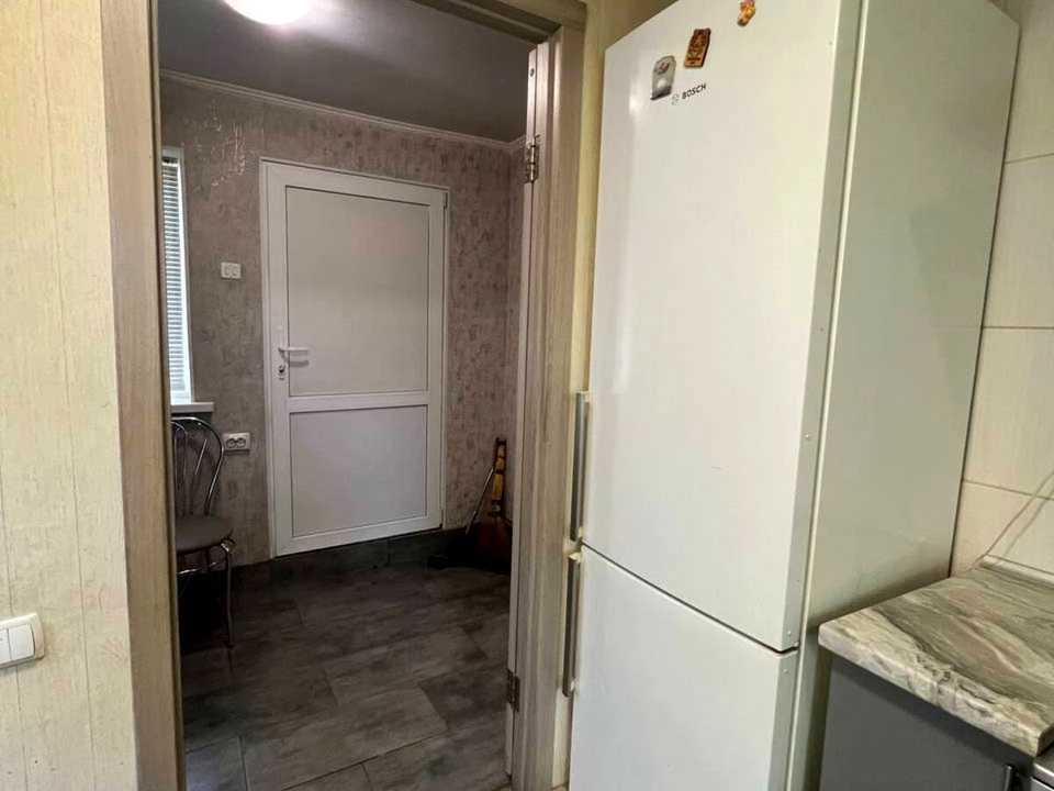 Будинок. Дніпро, Куренівський пров.
