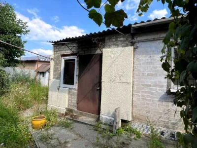 Будинок. Дніпро, Куренівський пров.