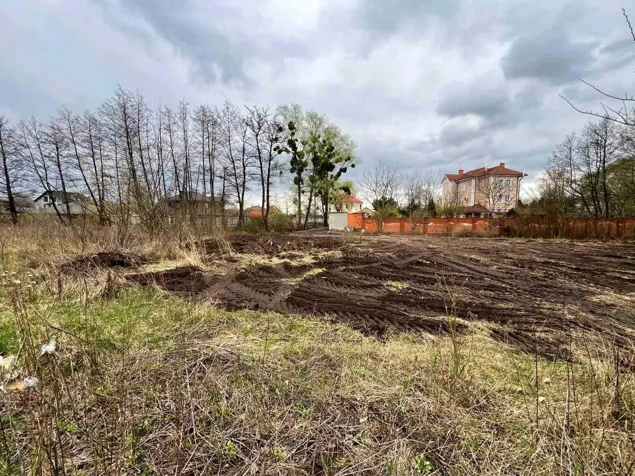 Київ, вул Свято-Георгіївська, земельна ділянки 10 сот. під б