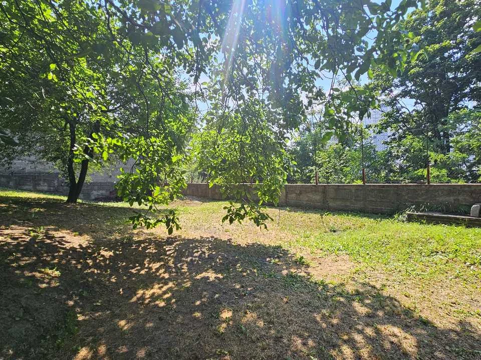 Ділянка. Київ, Вільшанський пров.