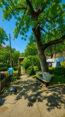 Продаж земельної ділянки у центрі Києва, Печерськ, між м. Зв