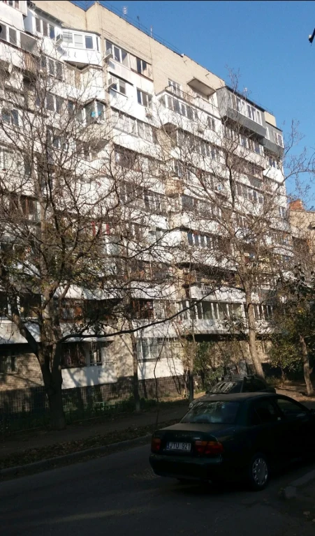 Собственник Центр города 2х-комнатная на  Заславского, комн