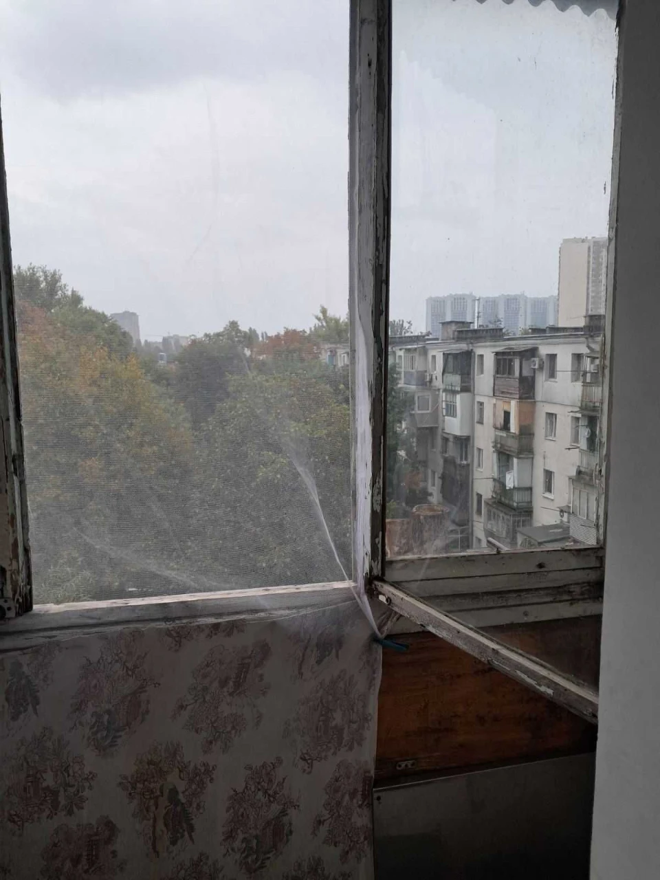 Продам 1 ком. квартиру Комарова/ Ген. Петрова