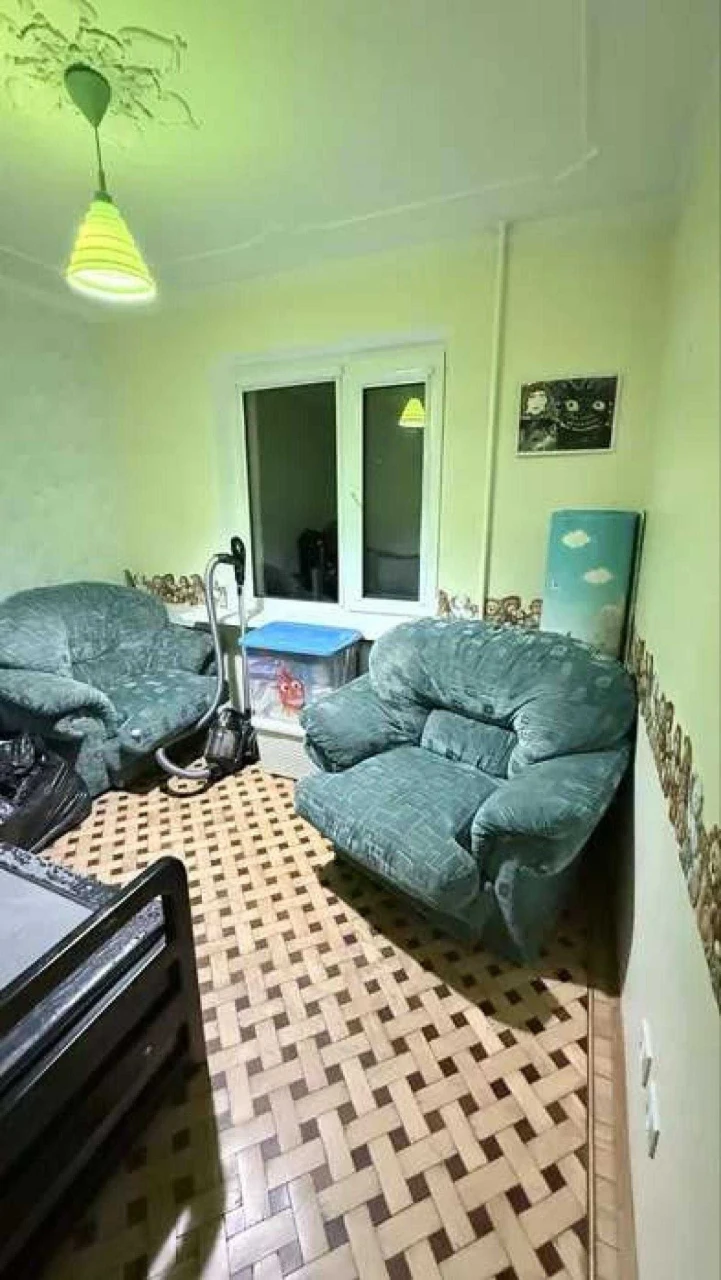 3к 70 м² на Корольова біля ринку Південний, кухня 14 м², єВі