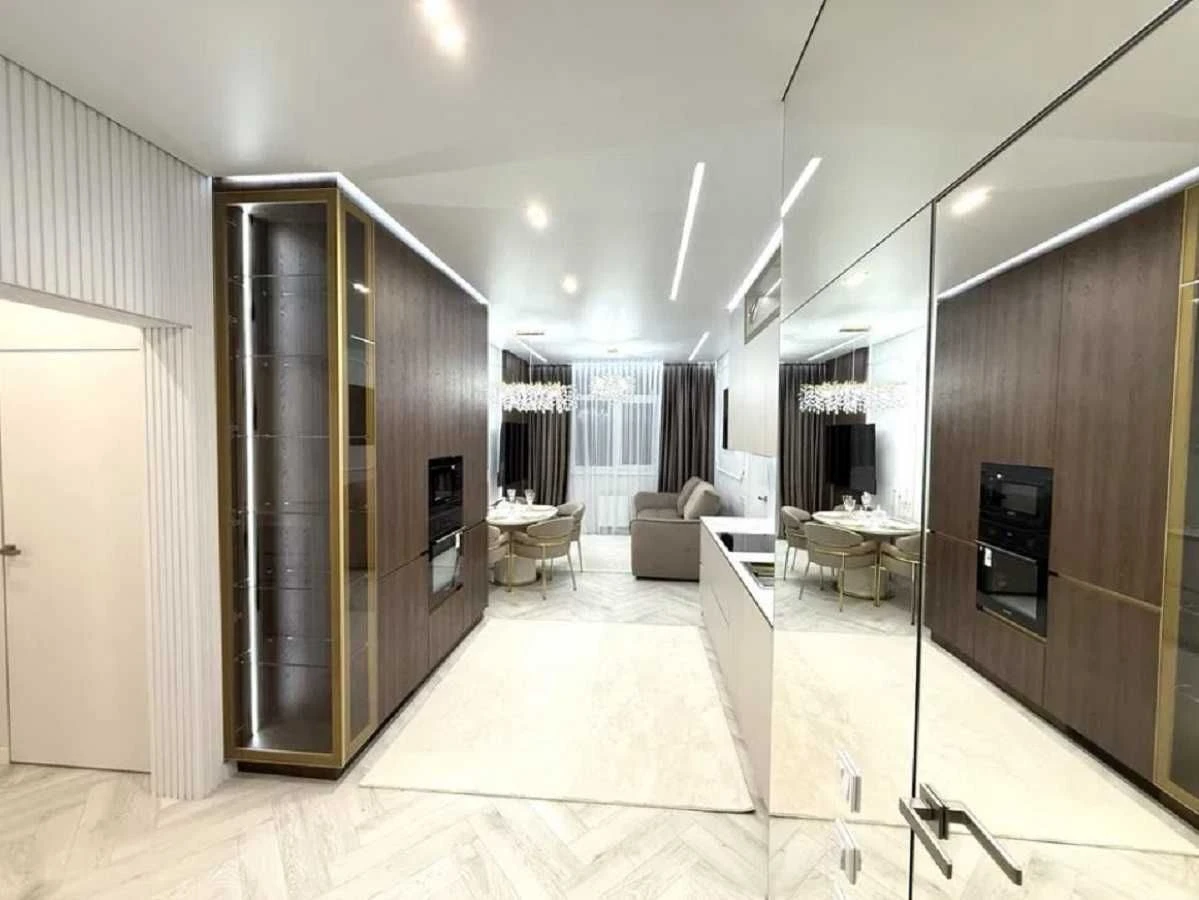 Продам 2 комнатную квартиру, новый дом, жк 63-я Жемчужина, у