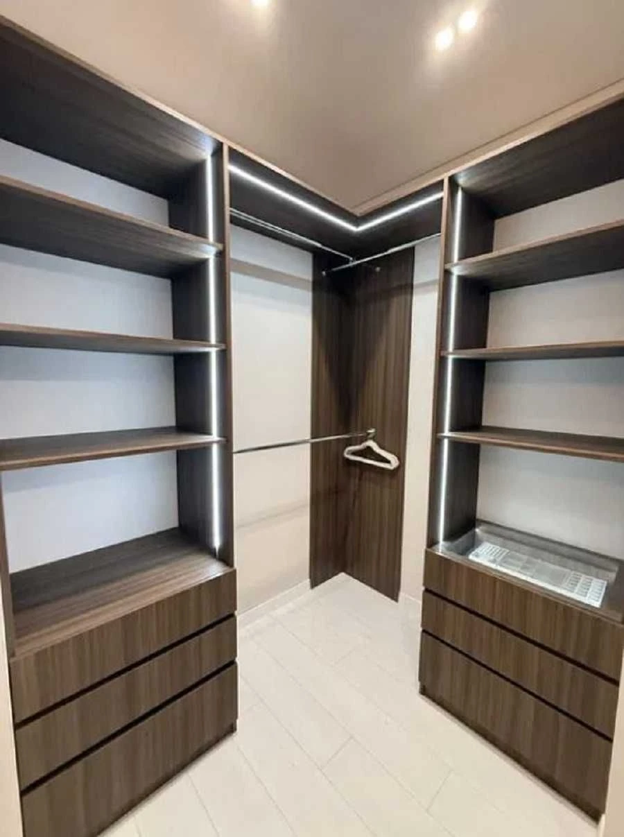 Продам 2 комнатную квартиру, новый дом, жк 63-я Жемчужина, у