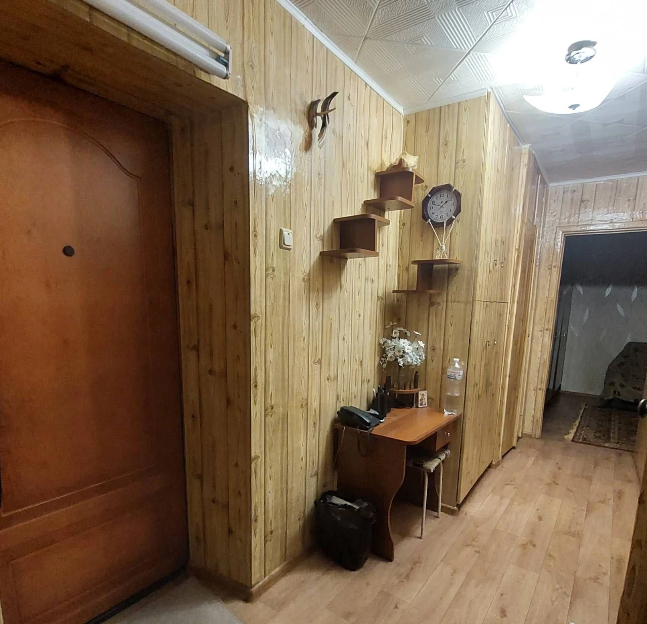 Продам 2х кімнатну квартиру  на середньому поверсі Таірова