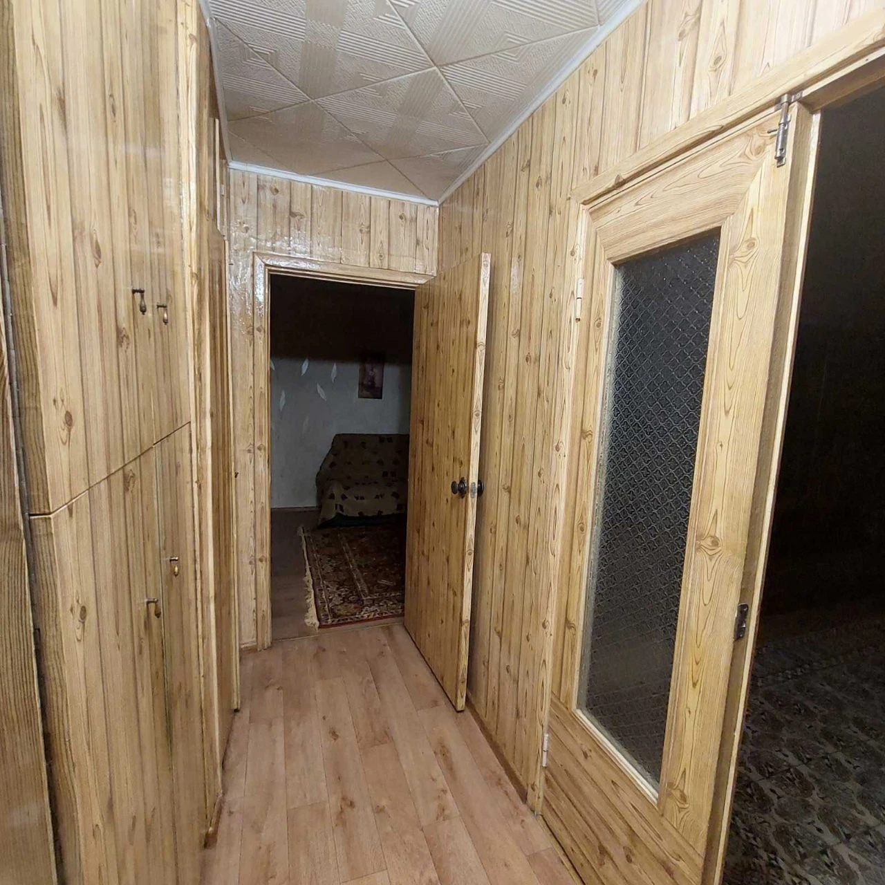 Продам 2х кімнатну квартиру  на середньому поверсі Таірова