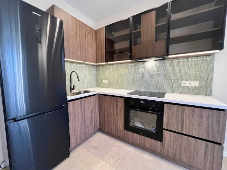 Продам 1-к квартиру в Кадор на Краснова