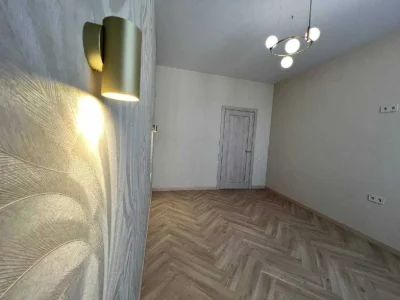 Продам 1-к квартиру в Кадор на Краснова