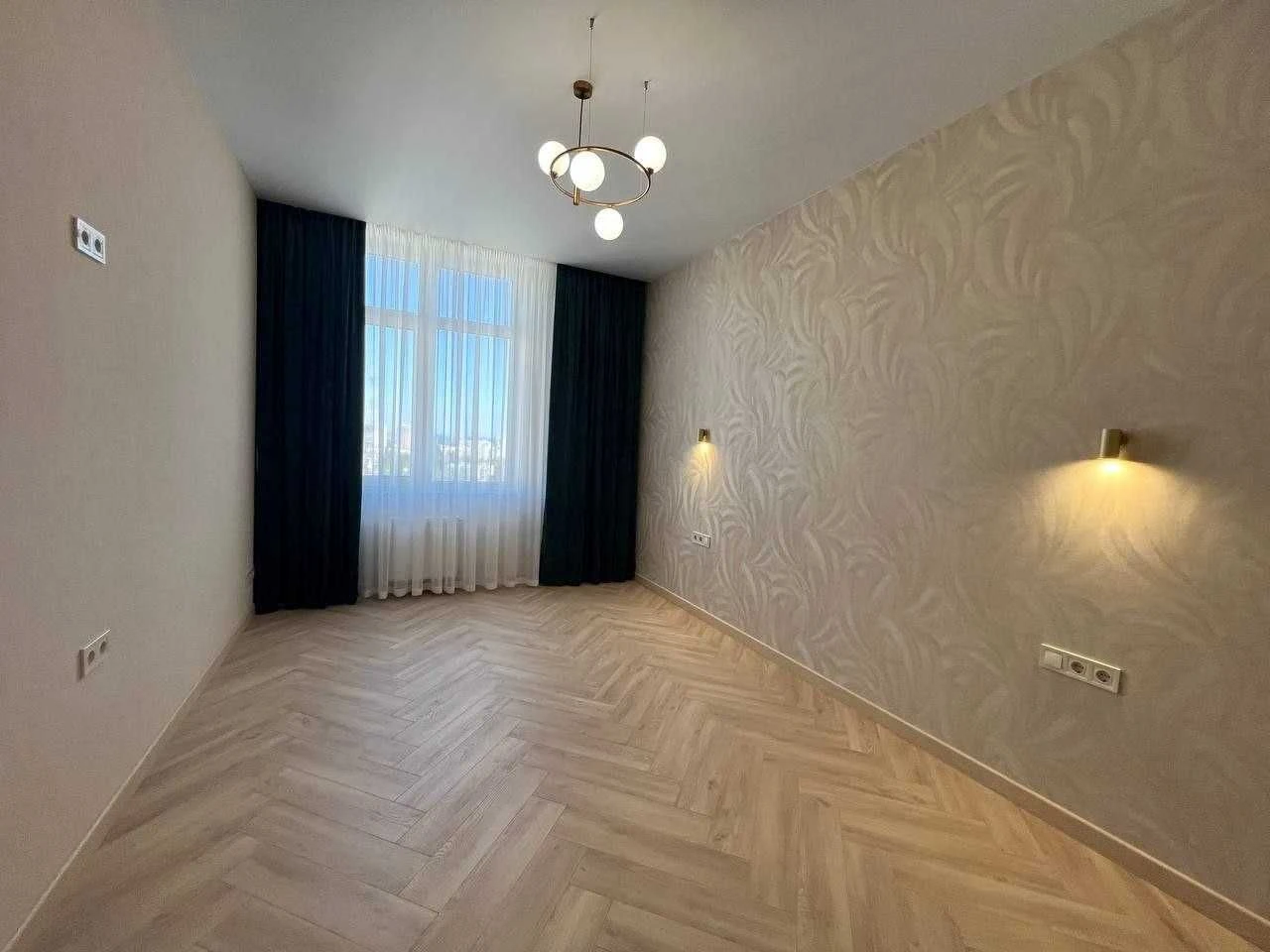 Продам 1-к квартиру в Кадор на Краснова