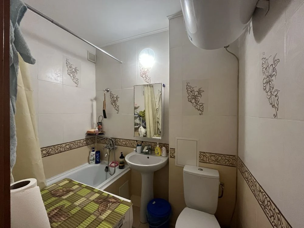 Продажа 2 ком Заболотного Добровольского