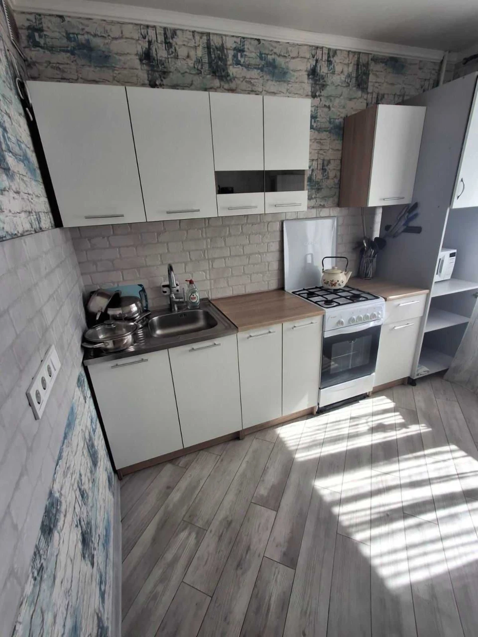 (13) Продам 2-кімнатну квартиру в Одесі на Таїрова