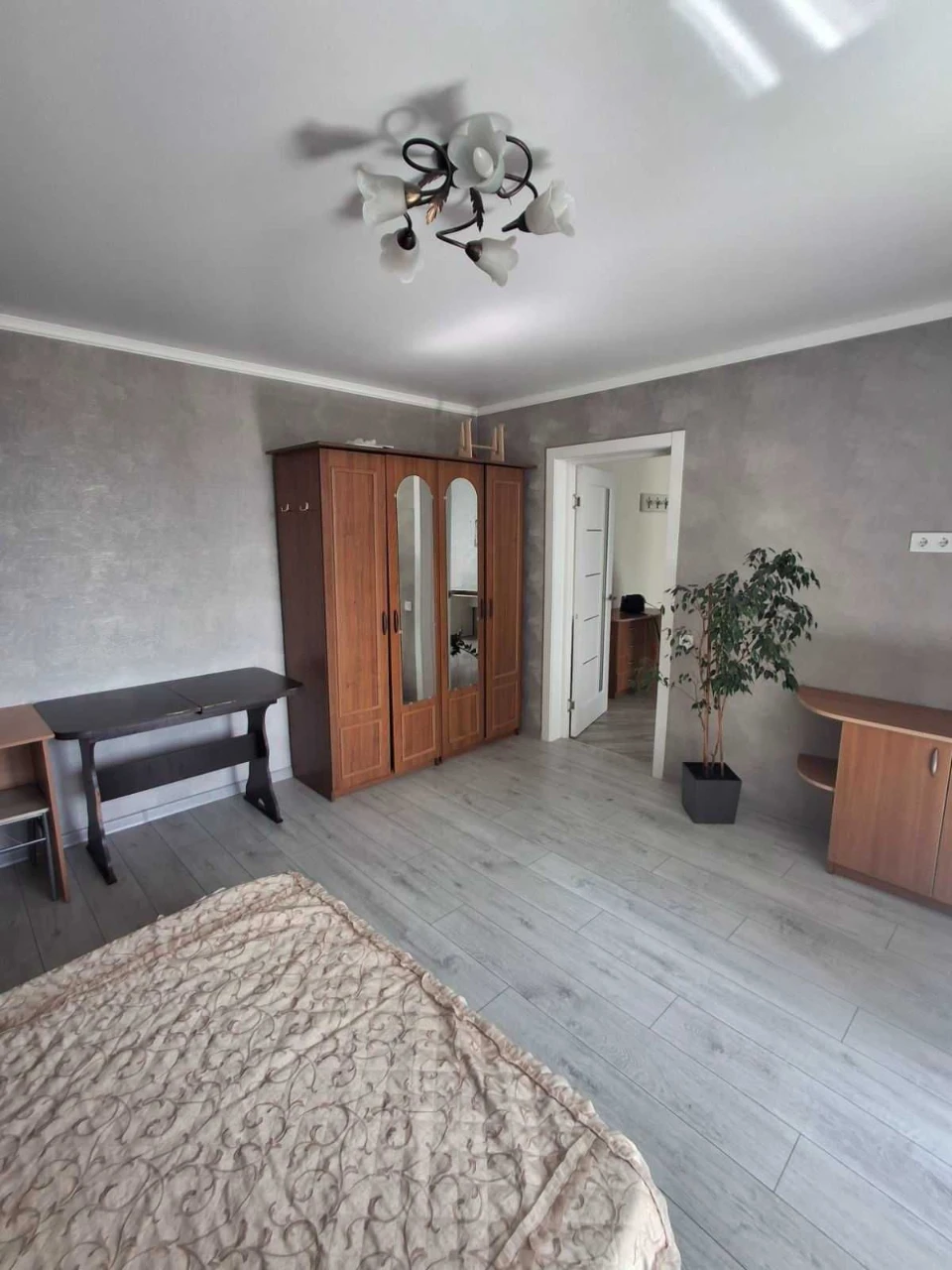 (13) Продам 2-кімнатну квартиру в Одесі на Таїрова