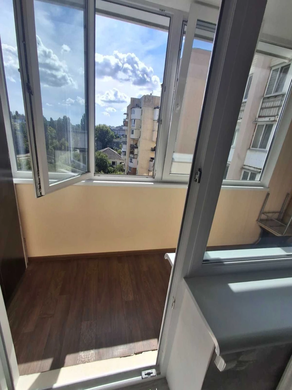 (13) Продам 2-кімнатну квартиру в Одесі на Таїрова