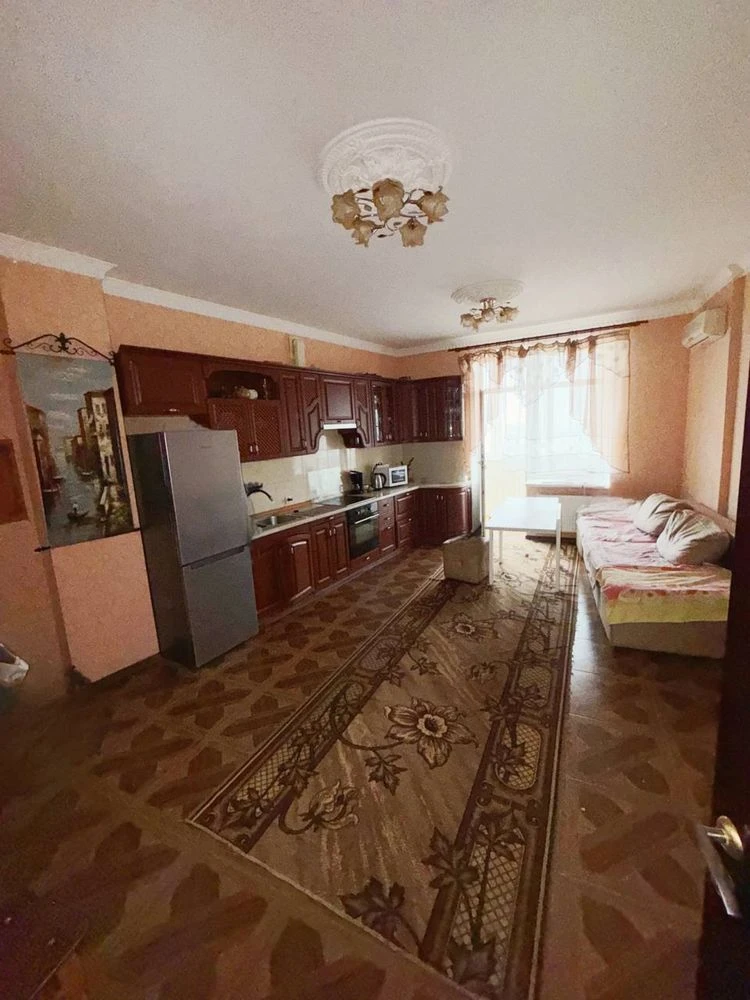 Продам 2-поверхову квартиру за адресою Левітана 62/1 (ЖК Кас