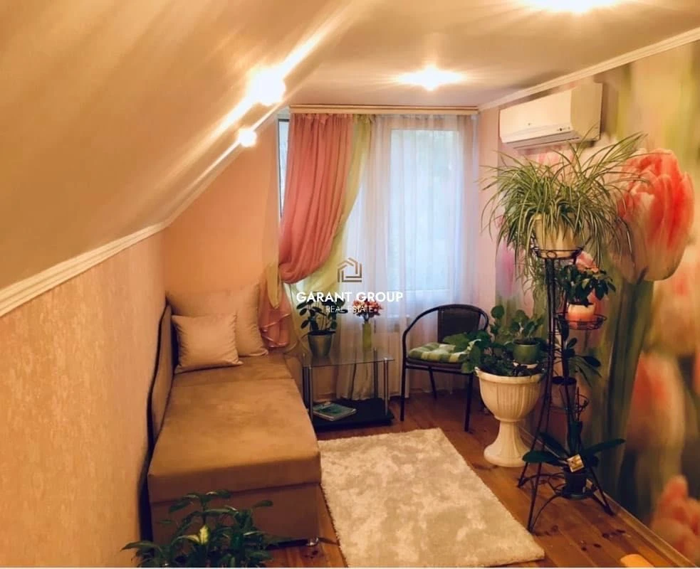 Двокімнатна квартира на землі/ 5 Станція Фонтана