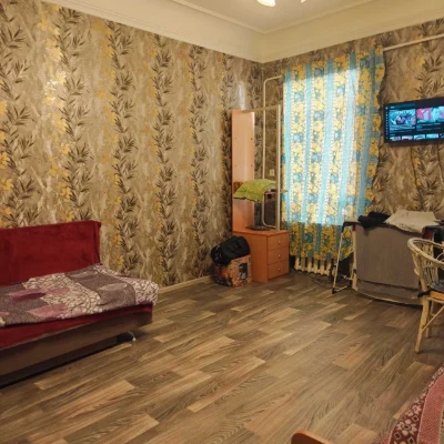Продається 2-кімнатна квартира в районі ЖД вокзалу