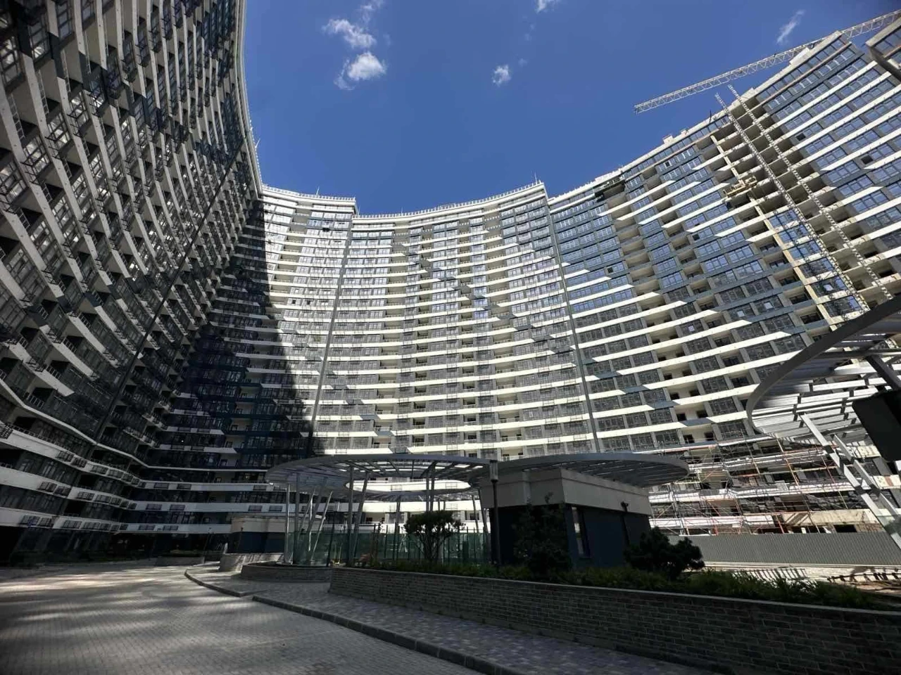 1-комнатная квартира ЖК Атмосфера/Аркадия. Вид во двор, новы