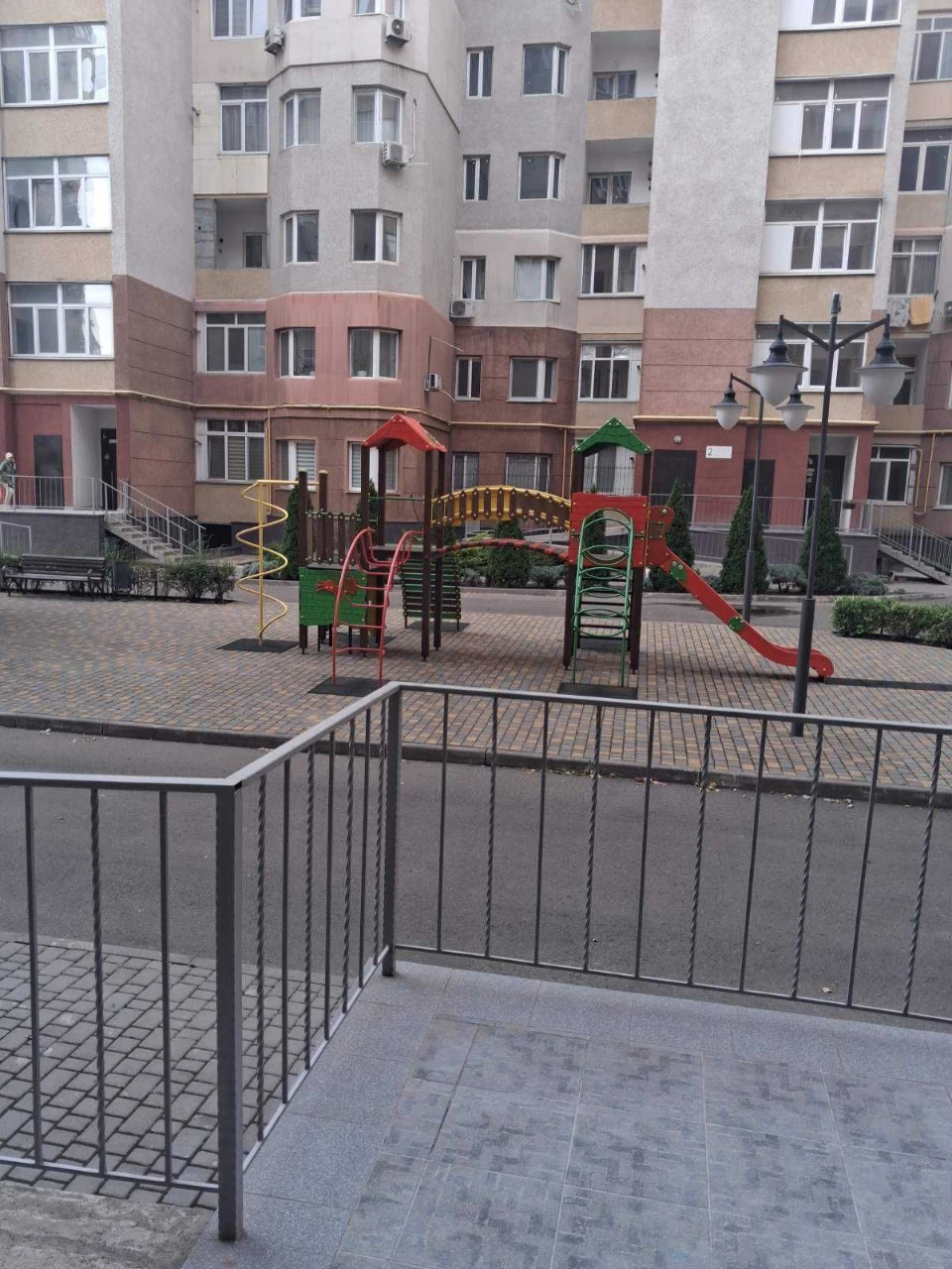 Продажа 1 кім кв в ЖК Промінь на Евгена Чекаленка/бар Привал