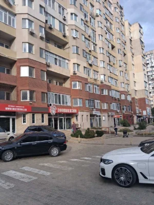 Продажа 1 кім кв в ЖК Промінь на Евгена Чекаленка/бар Привал