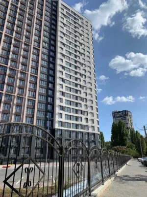 Лучшая цена ! 50 м.  Кухня 18 м. ЖК Модерн. 6 Фонтана.