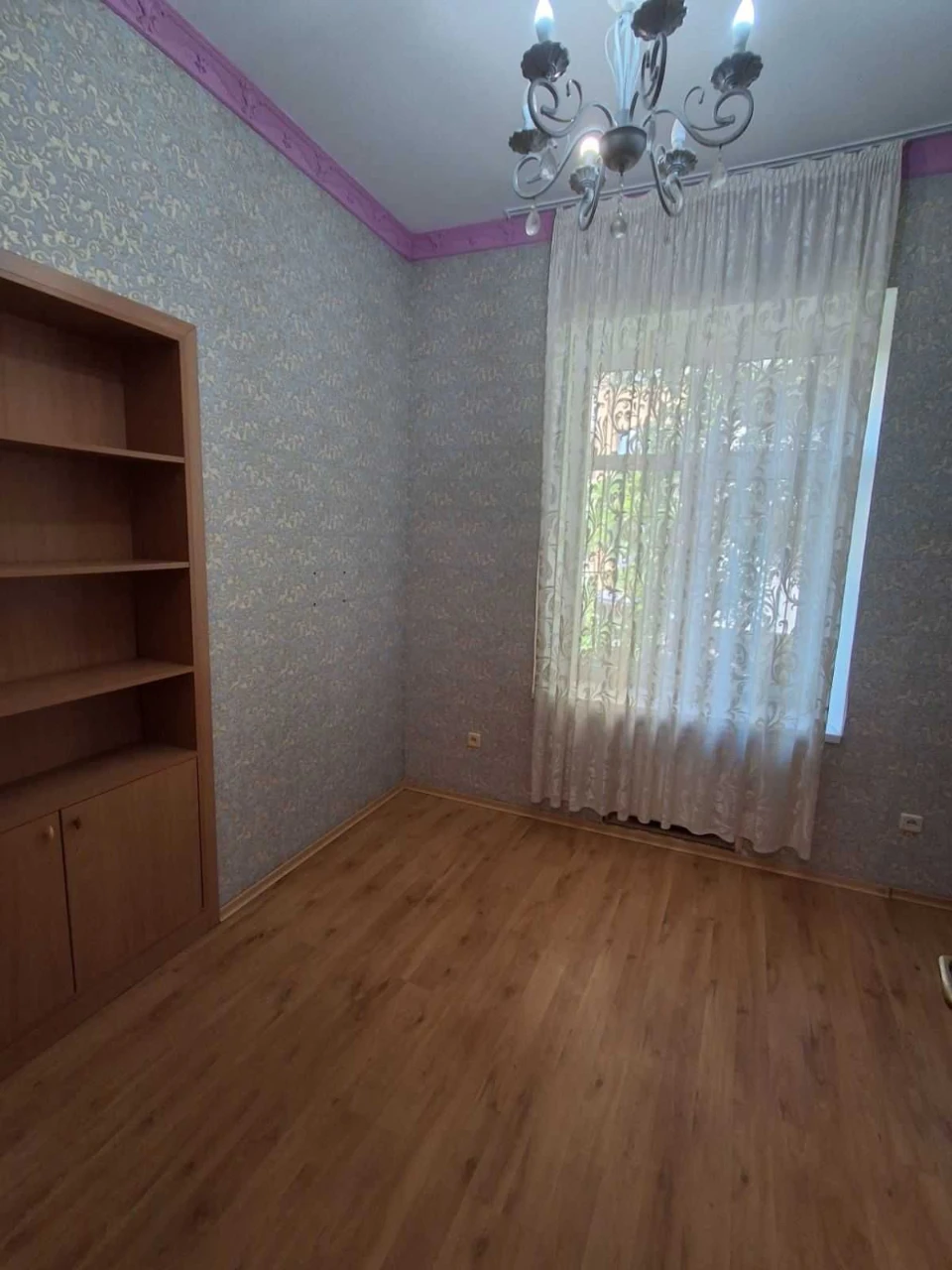 Продам4-ком квартиру в Центре