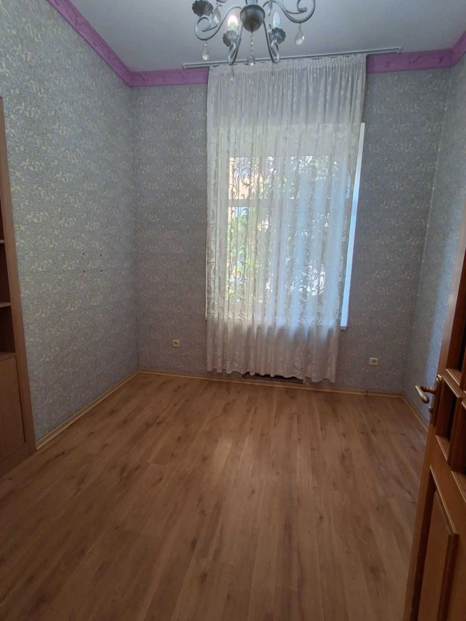 Продам4-ком квартиру в Центре