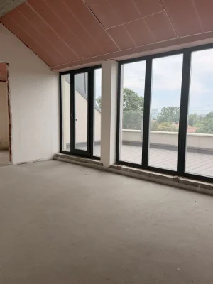 Трехкомнатная квартира / пентхаус с видом на море в клубном