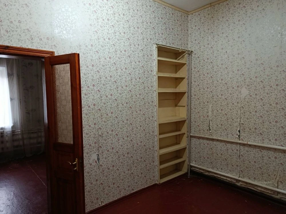 Продам 2ох кімнатну квартиру на Слобідці