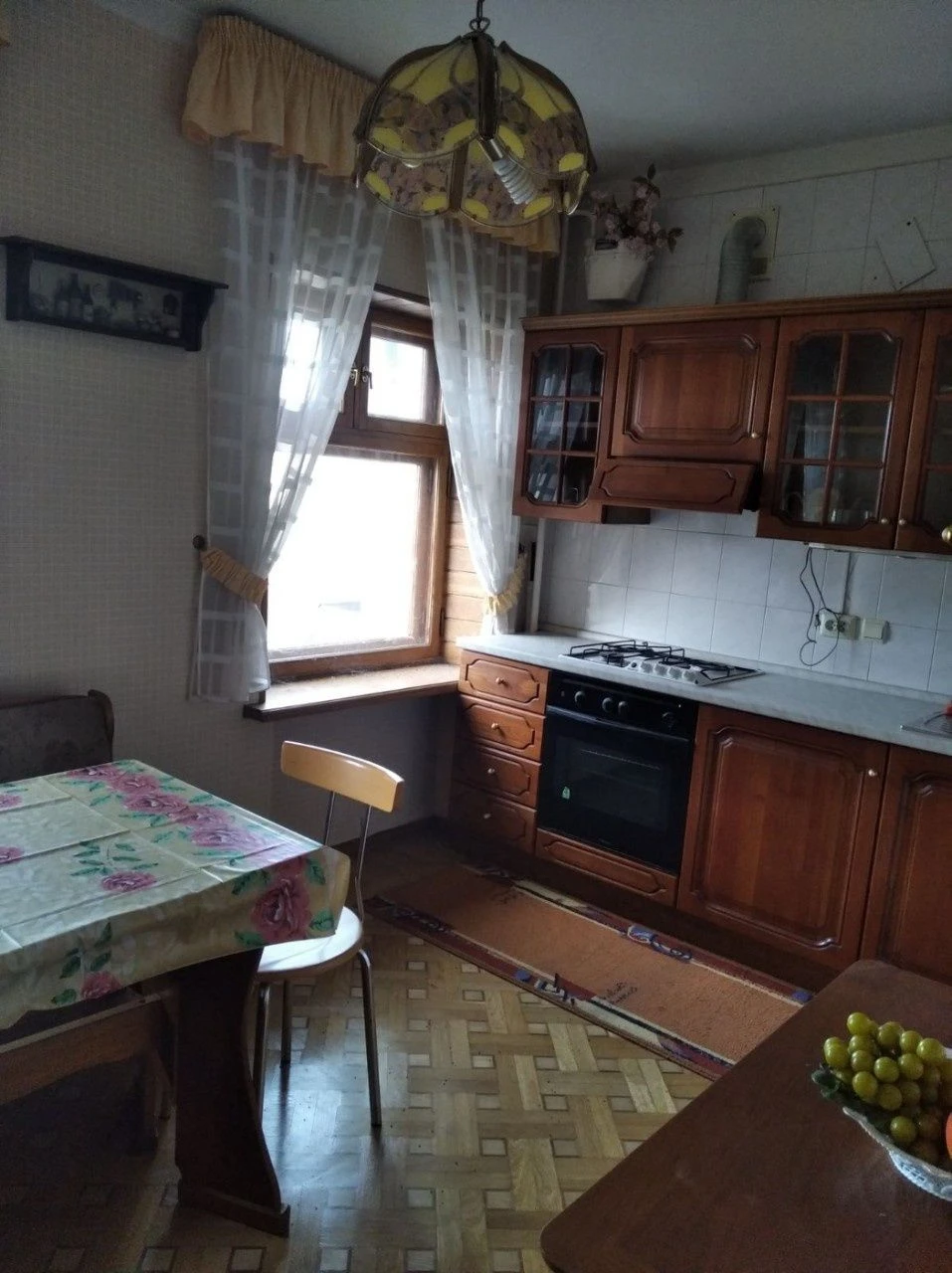 Продам 3кв, 83м², вул.Осіпова/ В.Арнаутськан
