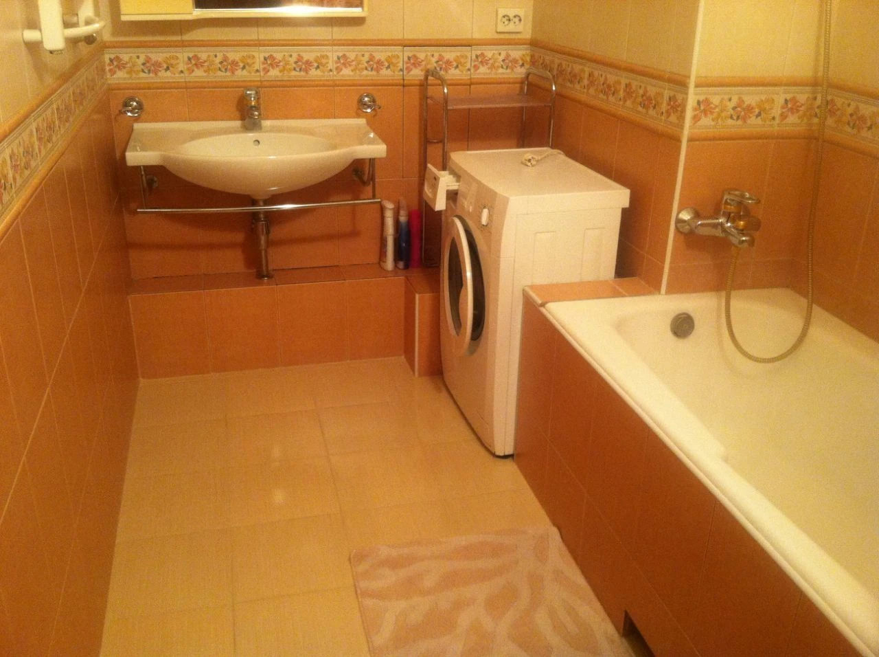 Продам 3кв, 83м², вул.Осіпова/ В.Арнаутськан