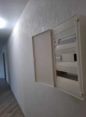 Продам 3-ком. квартиру, Кирпич, Газ.  Ак. Глушко / Королева,