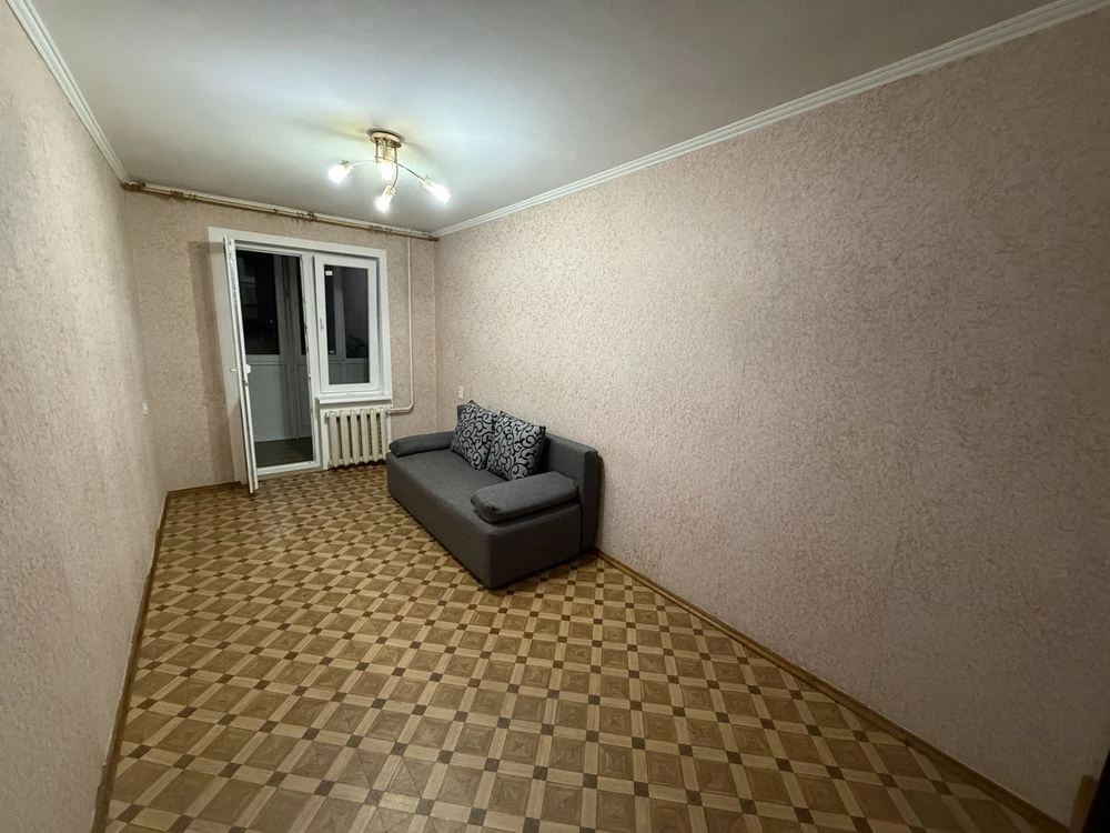 Трьох комнатная квартира, 64м 8 этаж Макдональдз Королёва