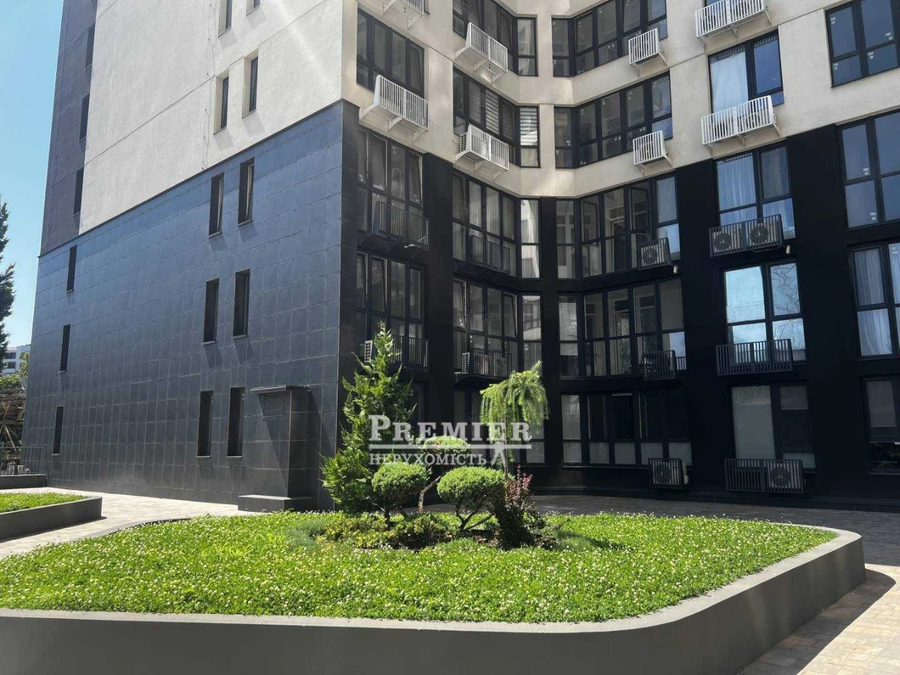Продаж 2-кімнатної 53 м² на 6 ст. Великого Фонтану! Сучасний