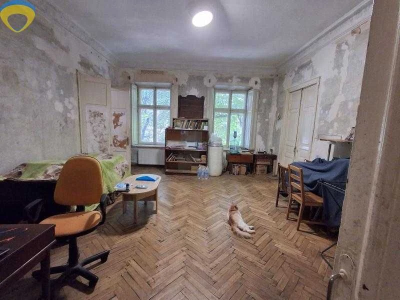 Продам 3-х комн. двухстороннюю квартиру на ул. Заславского в